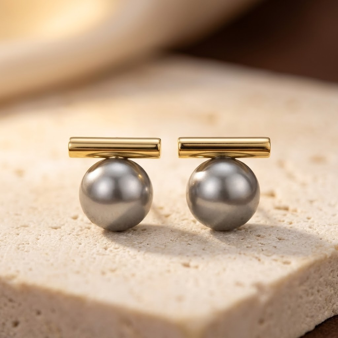 Boucles d'oreilles puces Barrette Dorée et Perle