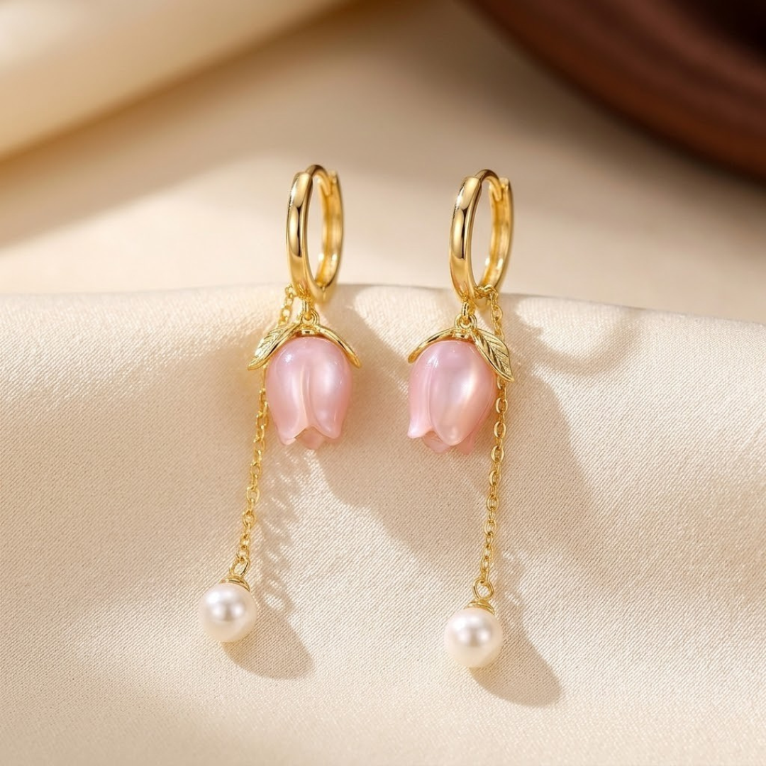 Boucles d'Oreilles Pendantes Florales Perle et Or