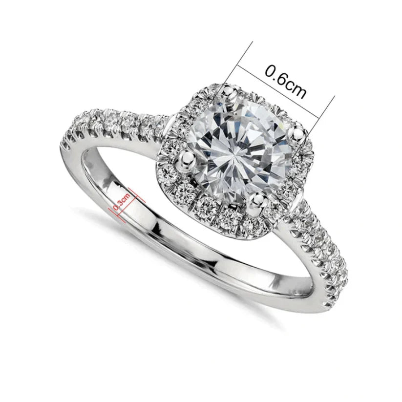 Zinnia Valeriani Ring | White Gold