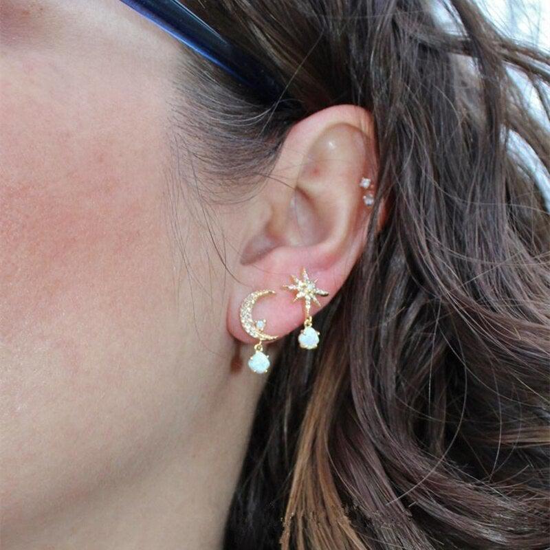 Offre : Boucles d’oreilles Lune et Étoile en or et opale