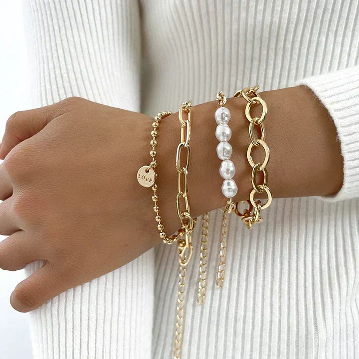 Ensemble de bracelets en or avec perles charmant