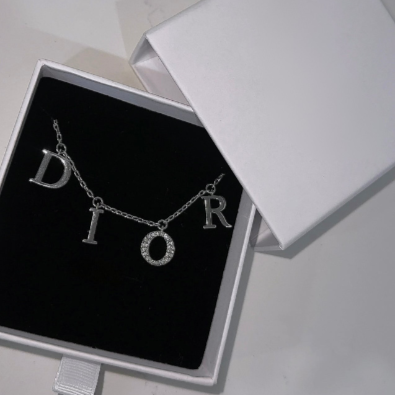 EXCLUSIVO | Collar DR Plateado