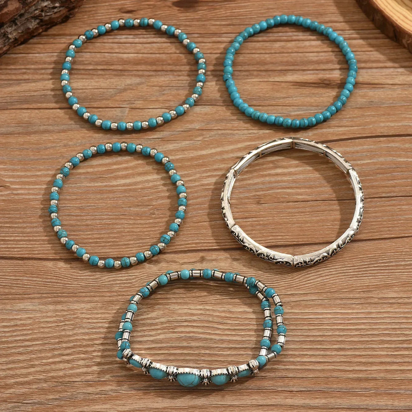 Conjunto de pulseras bohemias con cuentas turquesa