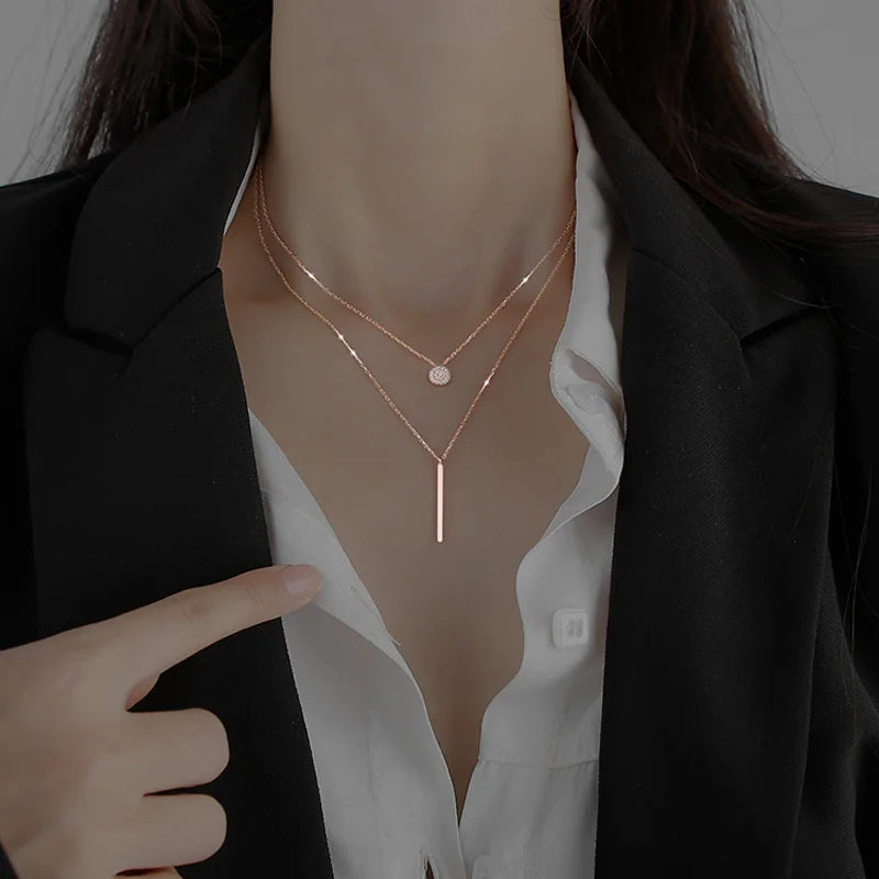 Collar de doble capa en plata de ley