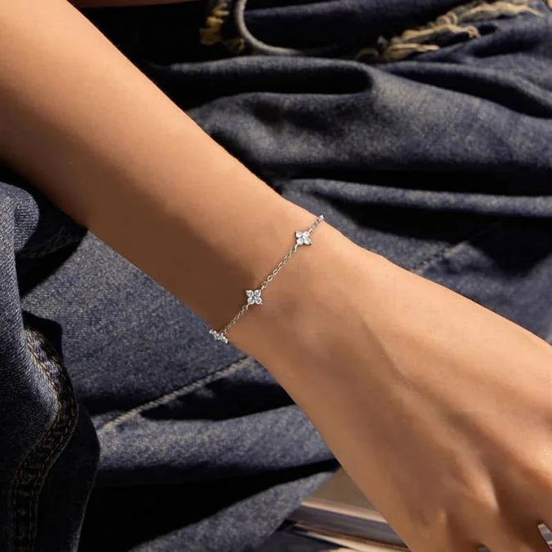 Pulsera de mariposa con cristal