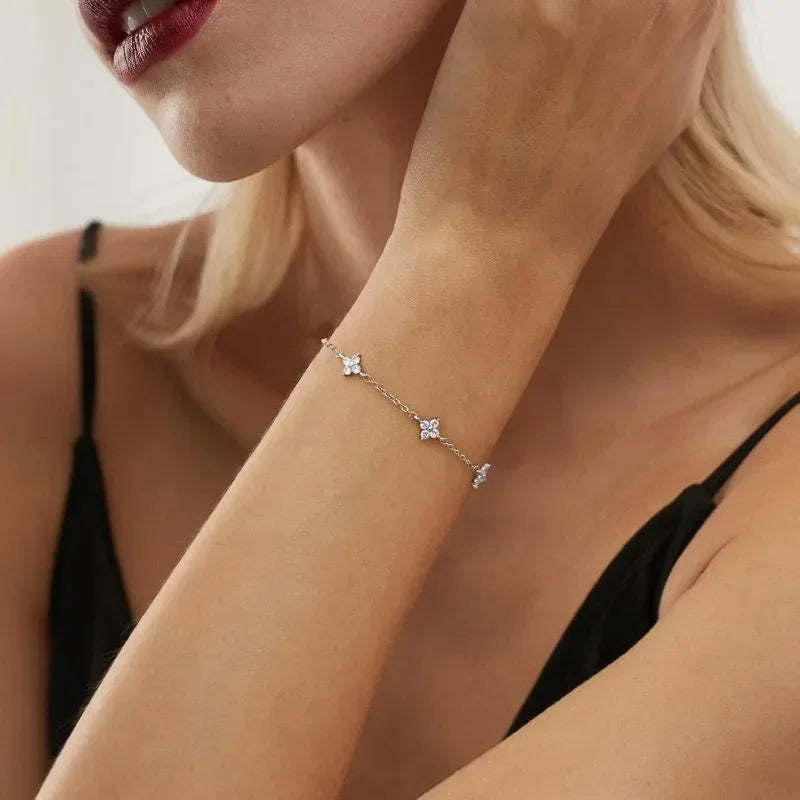 Pulsera de mariposa con cristal