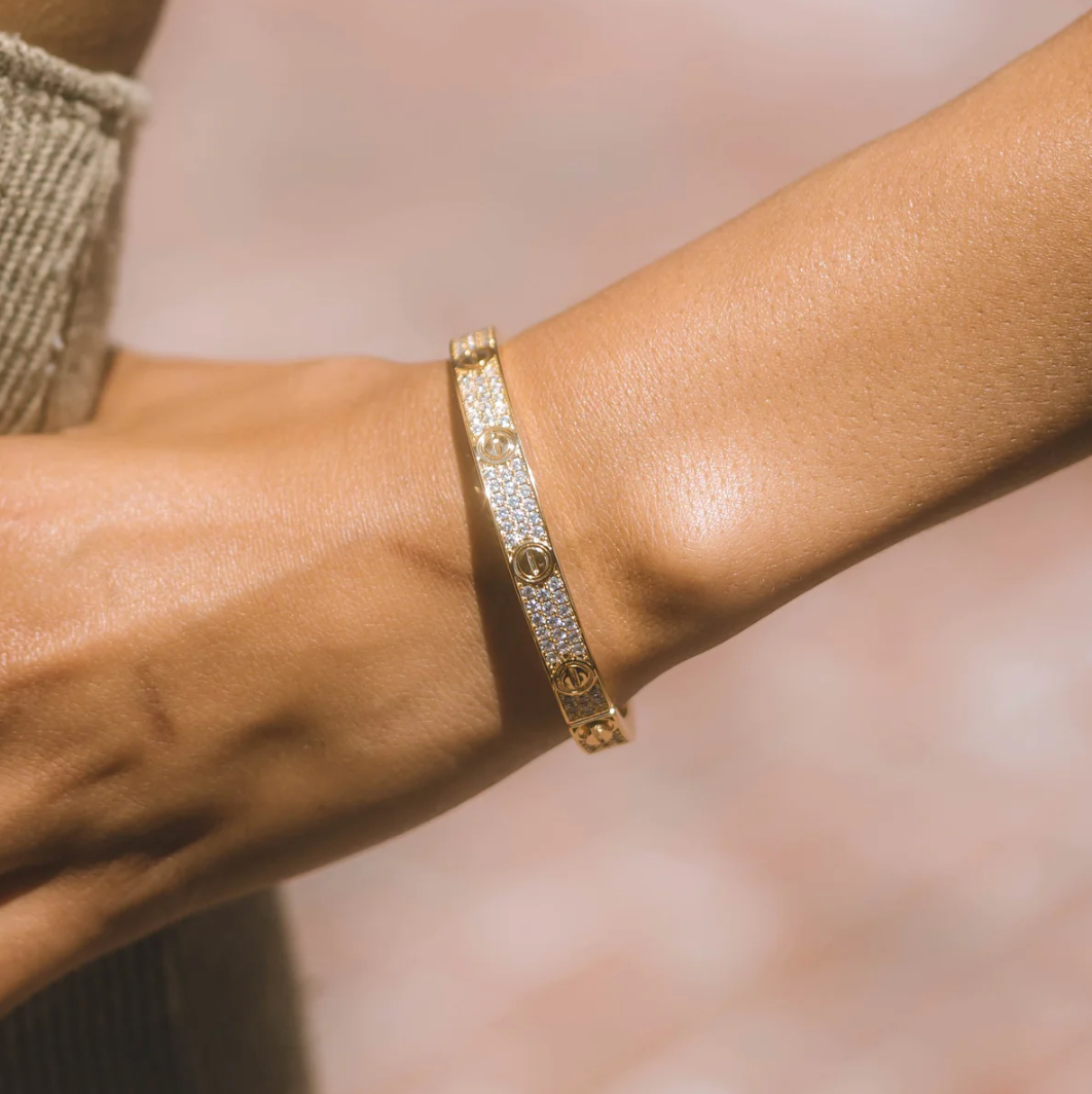 ETERNITY | Pulsera Dorada Premium
