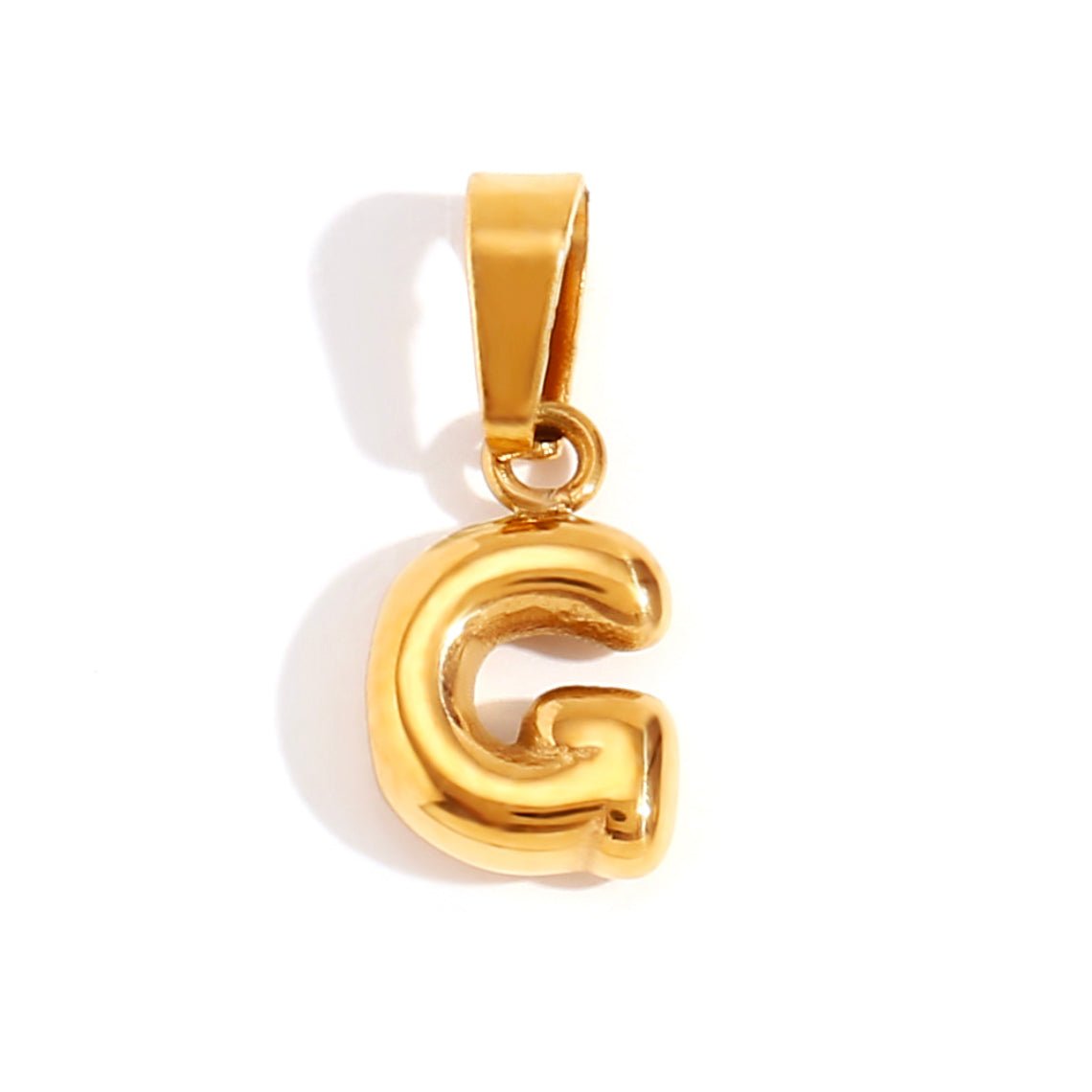 Collar elegante con letra estilo burbuja