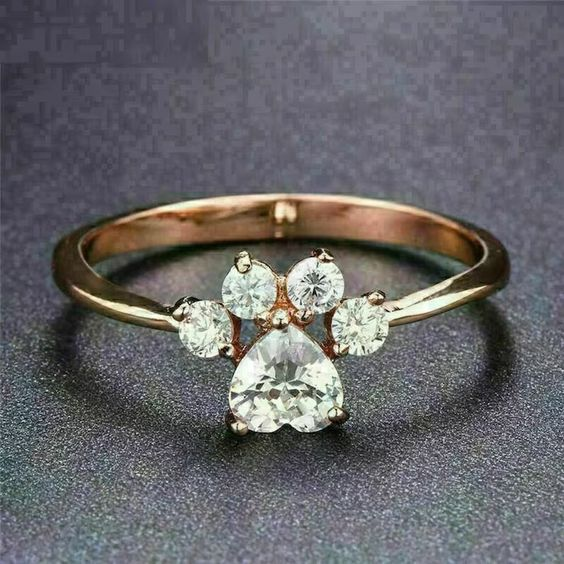 Bague vintage Patte en zircone