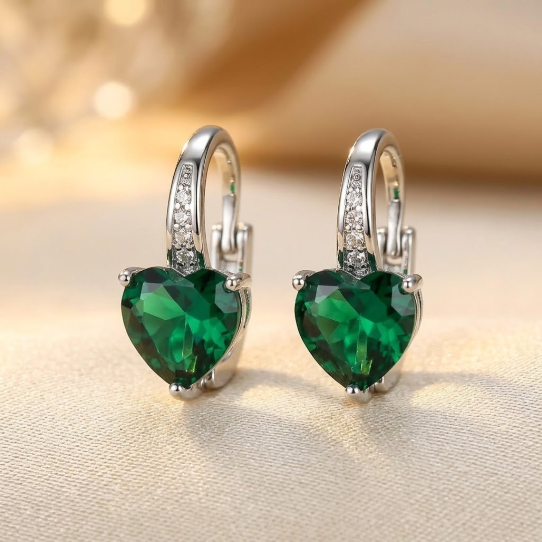 Boucles d'oreilles créoles cœur émeraude en argent