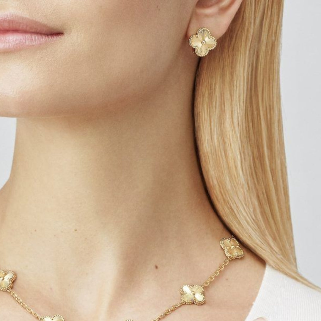 CLOVER | Pendientes Dorados