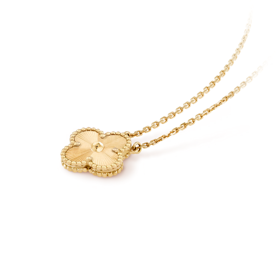 CLOVER | Collar Dorado