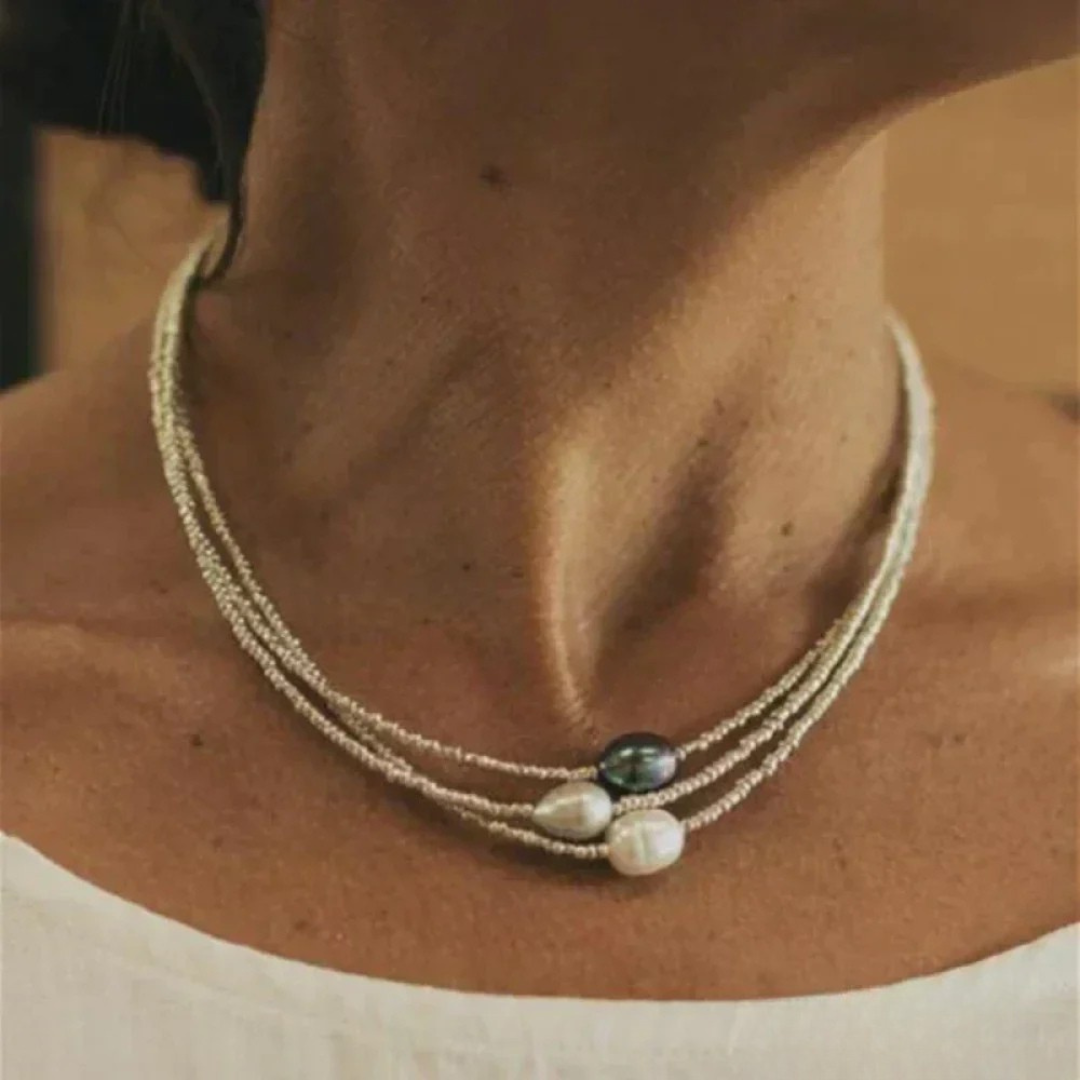 Collier de perles d’inspiration antique