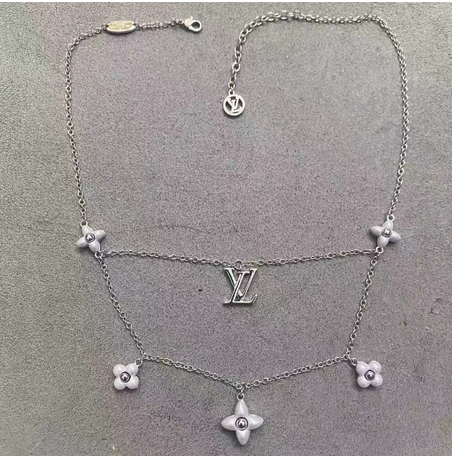 EXCLUSIVO | Collar Almira en Capas