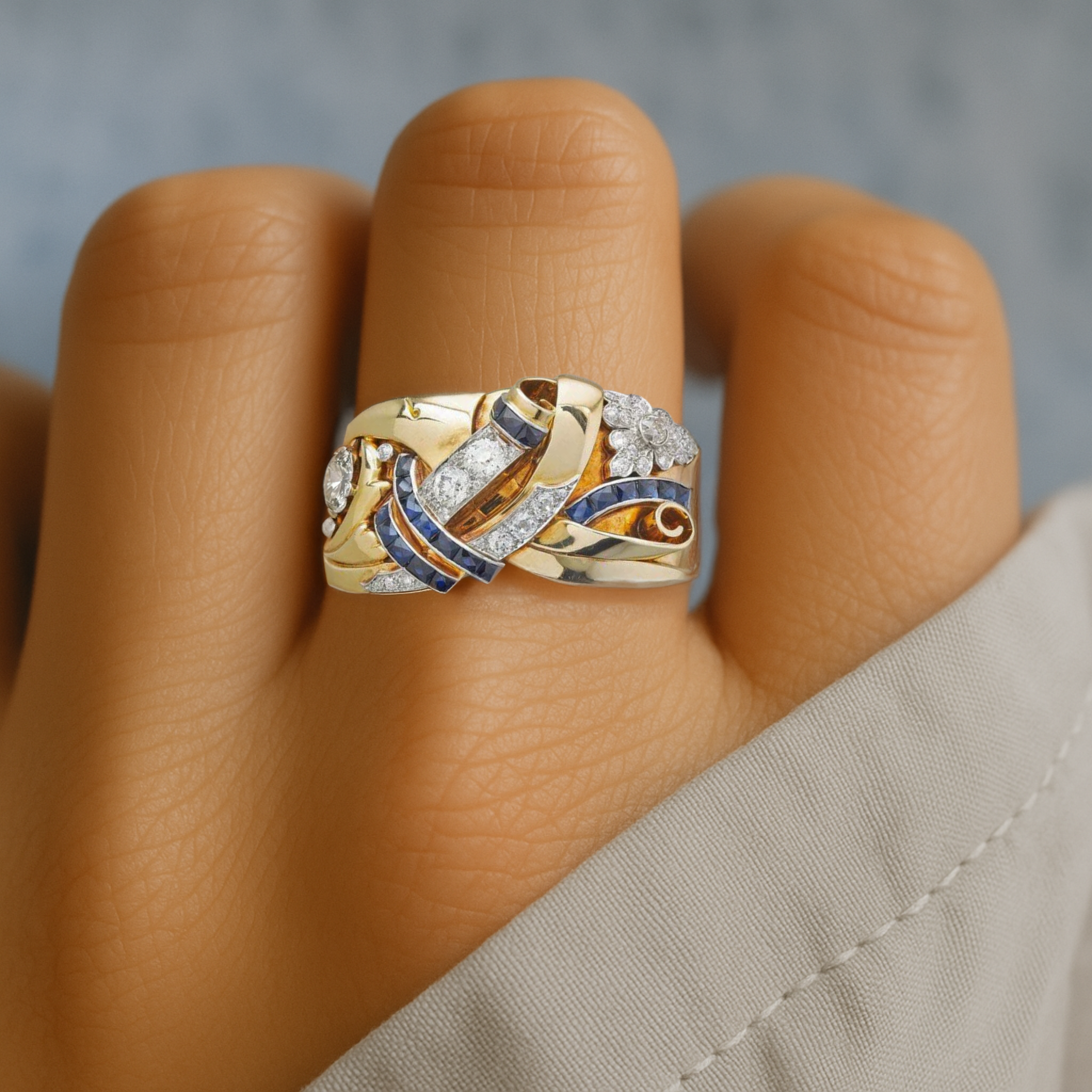 Bague vintage en or avec zircon