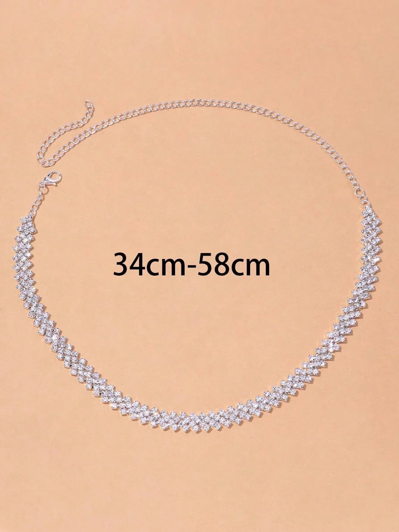 Collier ras du cou élégant avec strass
