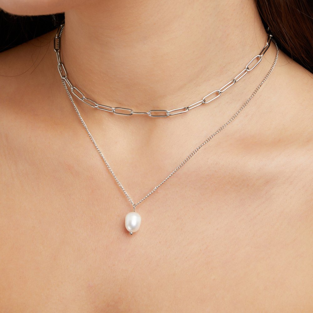 Collier élégant avec pendentif en perle pendante