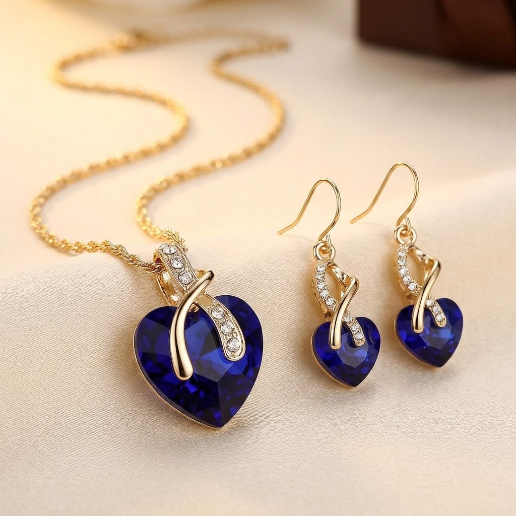 Parure Collier et Boucles d'Oreilles Cœur Saphir Doré