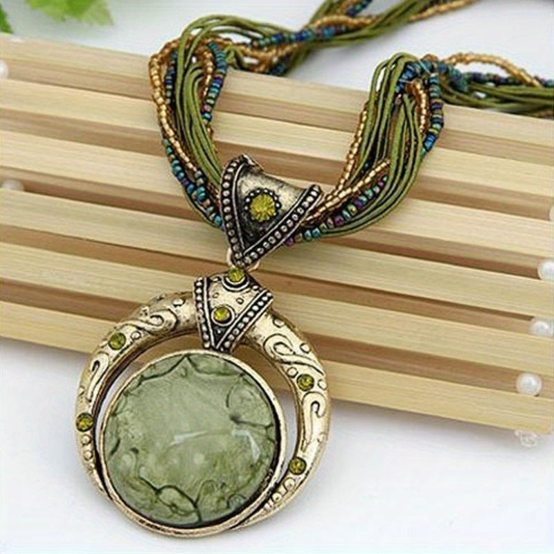 Collar bohemio con colgante
