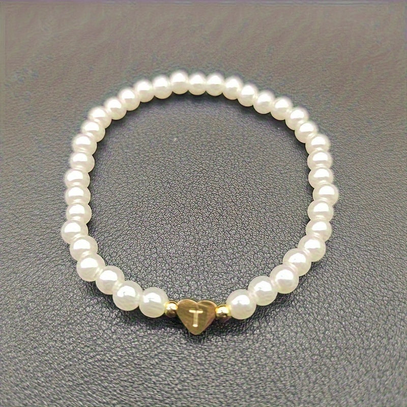 Pulsera chic con inicial A-Z y corazón