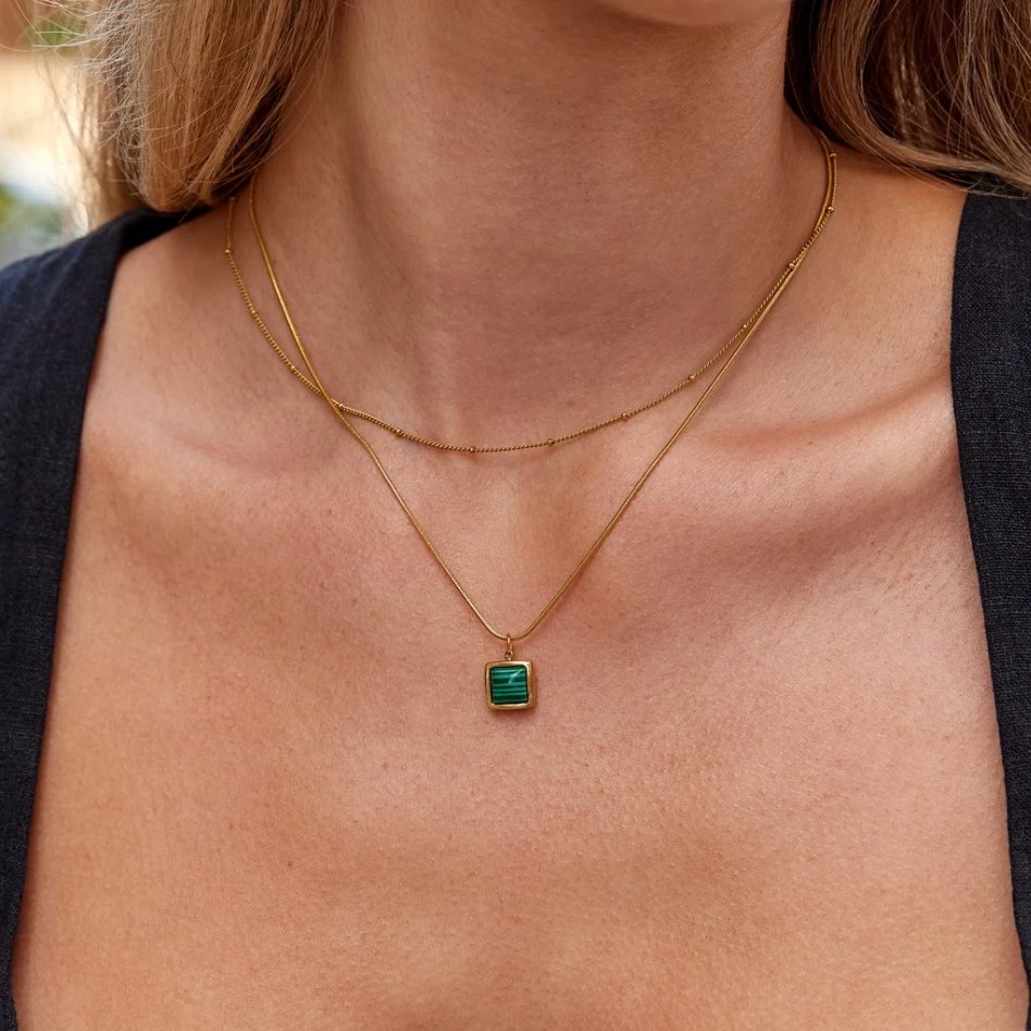Collar chic de oro